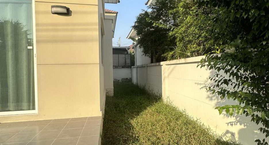 For sale 3 bed house in Mueang Nonthaburi, Nonthaburi
