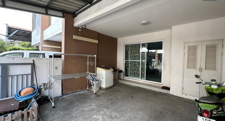 For sale 5 bed townhouse in Mueang Nonthaburi, Nonthaburi