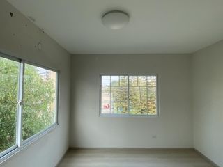 For sale 2 bed townhouse in Khlong Luang, Pathum Thani