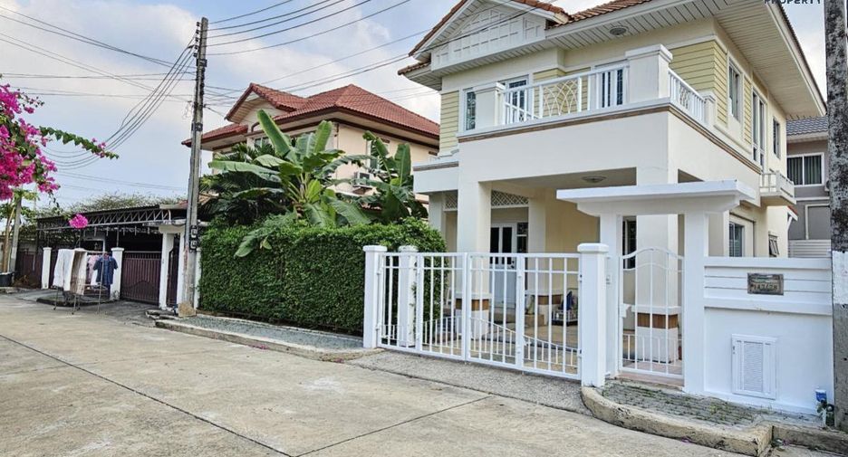 For sale 3 bed house in Mueang Nonthaburi, Nonthaburi
