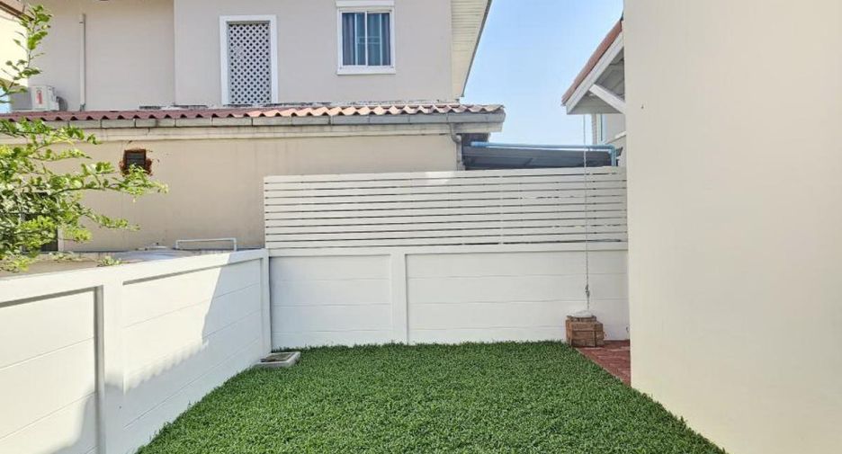 For sale 3 bed house in Mueang Nonthaburi, Nonthaburi