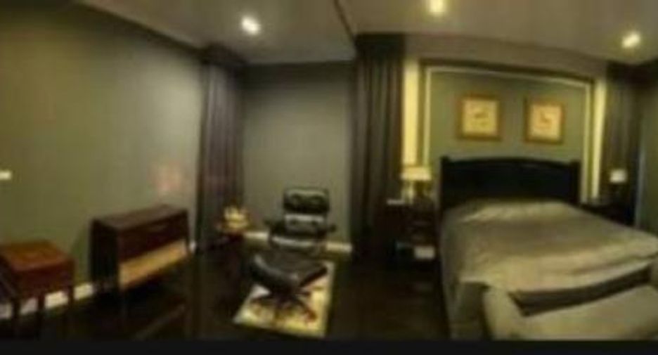 For sale 4 bed house in Mueang Nonthaburi, Nonthaburi