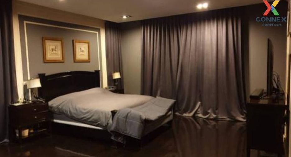 For sale 4 bed house in Mueang Nonthaburi, Nonthaburi