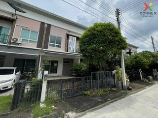 For sale 3 bed townhouse in Thanyaburi, Pathum Thani