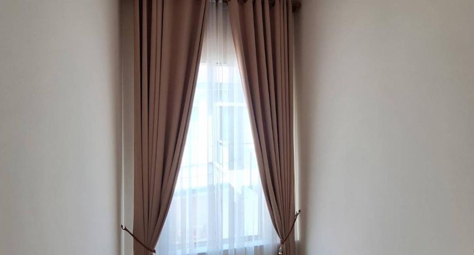 For sale 4 Beds house in Lam Luk Ka, Pathum Thani
