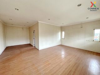 For sale 4 Beds house in Krathum Baen, Samut Sakhon