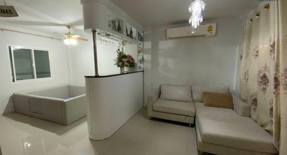 For sale 3 Beds townhouse in Lam Luk Ka, Pathum Thani