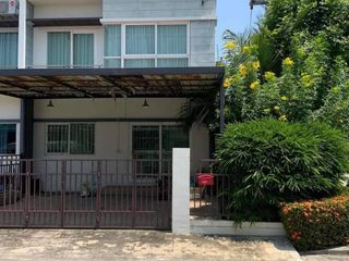 For sale 3 Beds townhouse in Lam Luk Ka, Pathum Thani