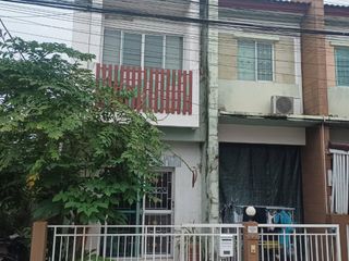 For sale 3 Beds townhouse in Phutthamonthon, Nakhon Pathom