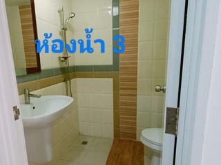 For sale 4 Beds townhouse in Mueang Samut Sakhon, Samut Sakhon