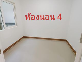 For sale 4 Beds townhouse in Mueang Samut Sakhon, Samut Sakhon