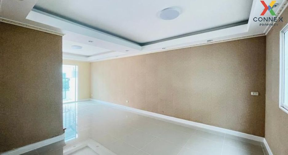 For sale 3 Beds townhouse in Bang Yai, Nonthaburi