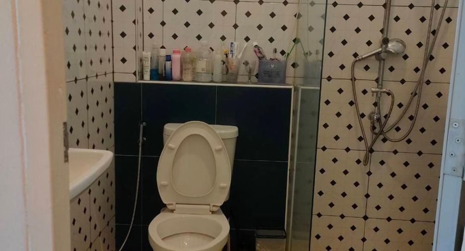 For sale 2 Beds townhouse in Mueang Nonthaburi, Nonthaburi