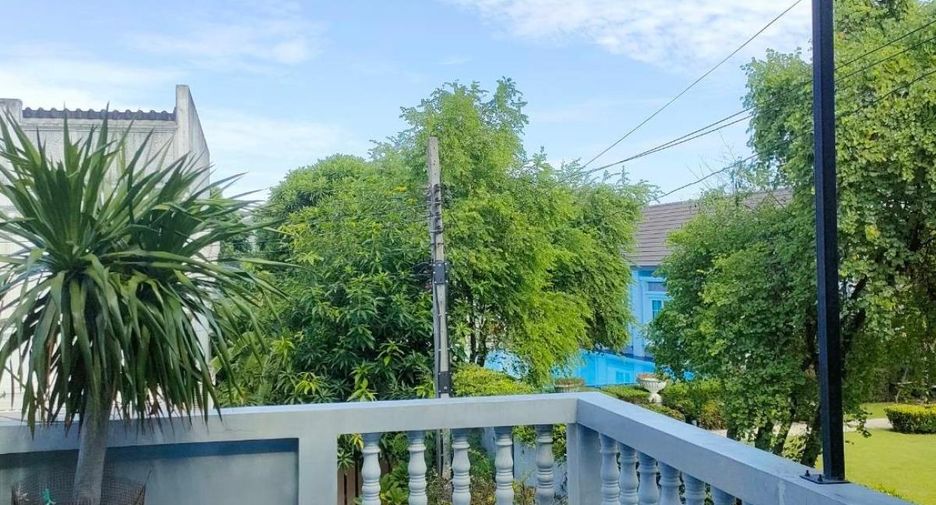 For sale 2 Beds townhouse in Mueang Nonthaburi, Nonthaburi