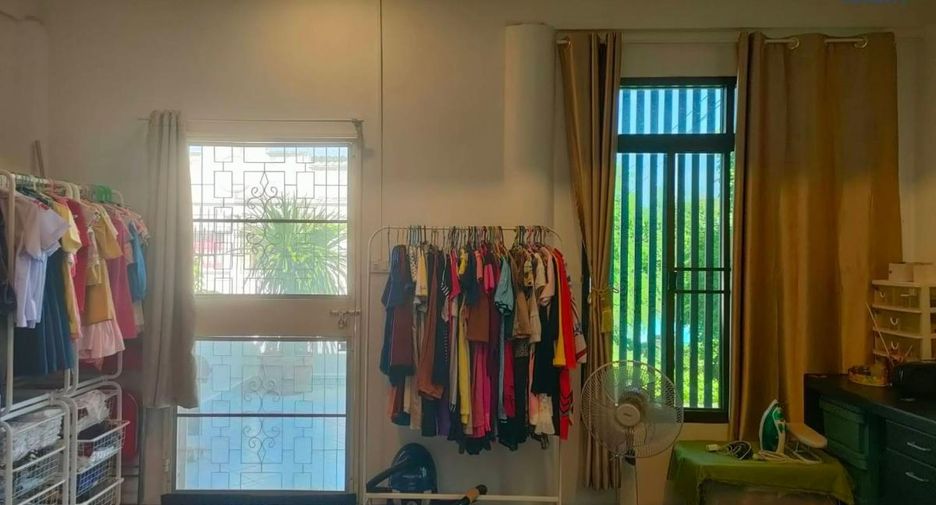For sale 2 Beds townhouse in Mueang Nonthaburi, Nonthaburi