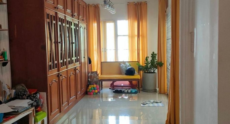 For sale 2 Beds townhouse in Mueang Nonthaburi, Nonthaburi