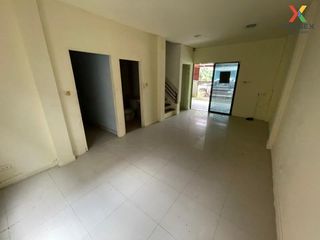 For sale 3 Beds townhouse in Lam Luk Ka, Pathum Thani