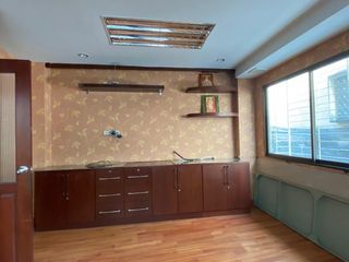 For sale 3 bed retail Space in Samphanthawong, Bangkok