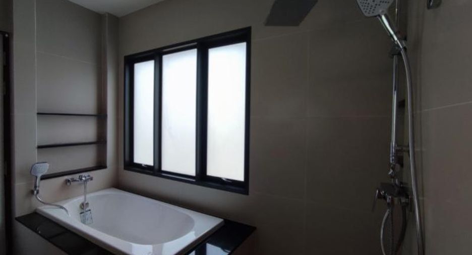 For sale 3 bed house in Pak Kret, Nonthaburi
