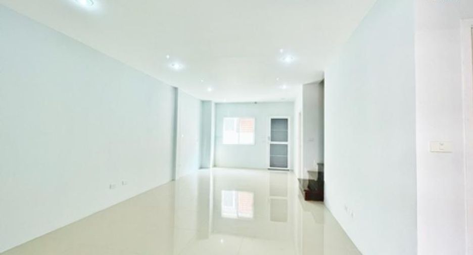 For sale 3 Beds townhouse in Pak Kret, Nonthaburi