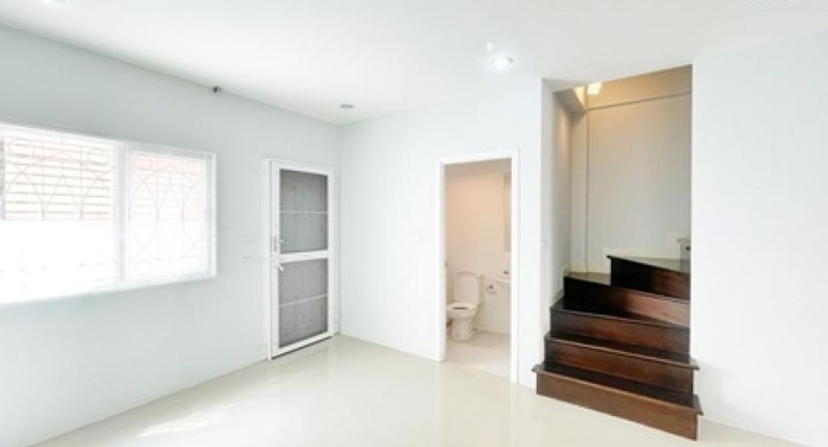 For sale 3 Beds townhouse in Pak Kret, Nonthaburi