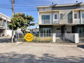 For sale 3 Beds townhouse in Pak Kret, Nonthaburi