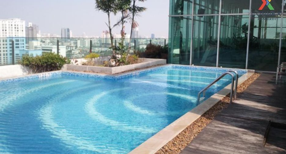 For sale 1 Beds condo in Phaya Thai, Bangkok