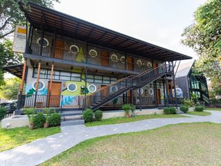 For sale 18 bed hotel in Mueang Chiang Mai, Chiang Mai
