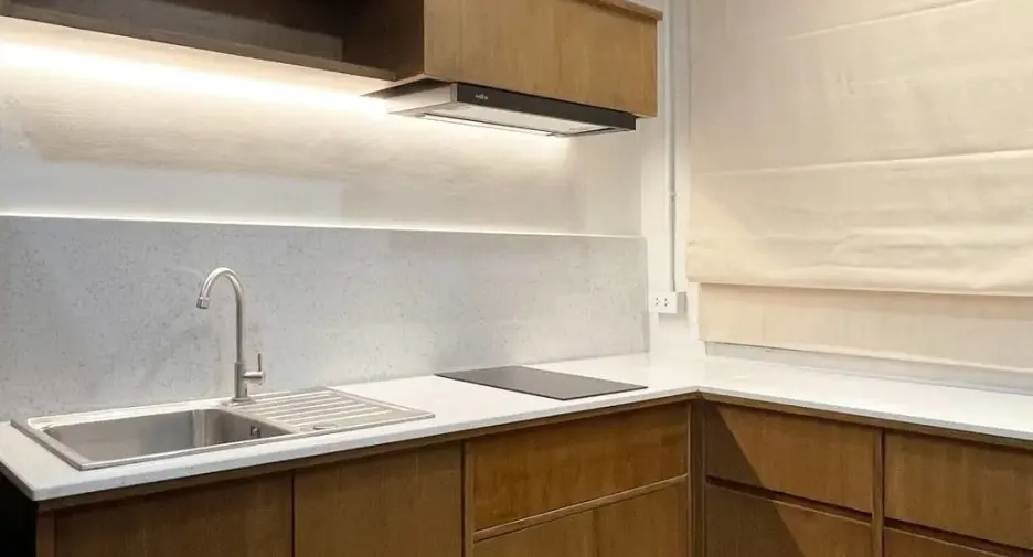 For rent and for sale 2 bedrooms condo in Khlong Toei, Bangkok