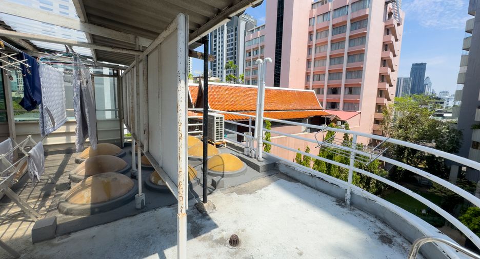 出售 4 卧室 公寓 在 Khlong Toei, 曼谷