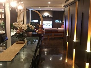 For sale 3 bed condo in Yan Nawa, Bangkok