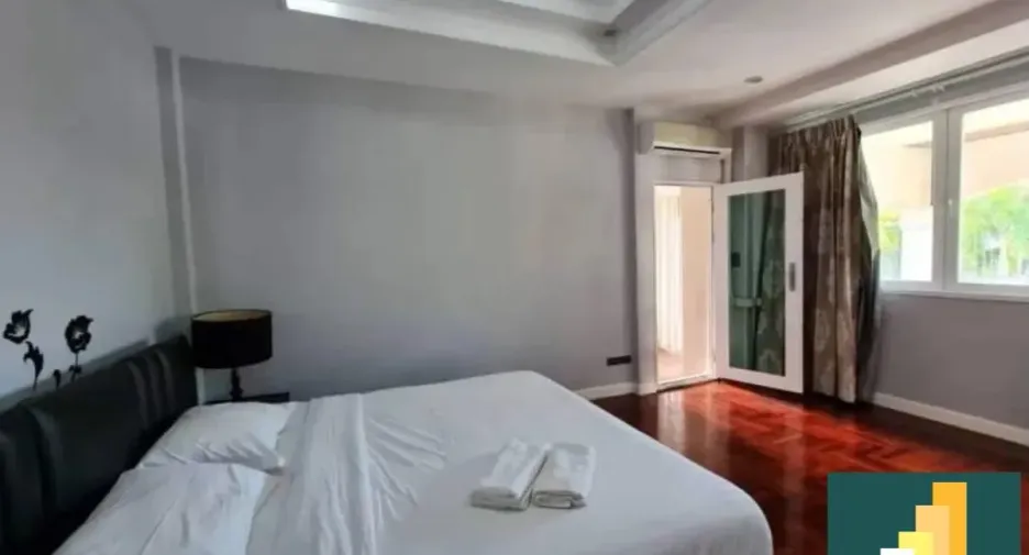 For rent and for sale 4 bedrooms house in Bang Lamung, Chonburi
