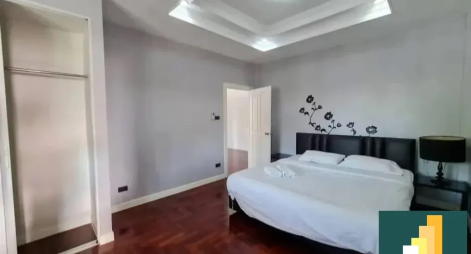 For rent and for sale 4 bedrooms house in Bang Lamung, Chonburi