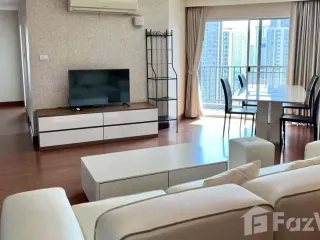 For sale 3 Beds condo in Huai Khwang, Bangkok