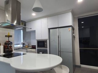 For sale 3 bed condo in Suan Luang, Bangkok