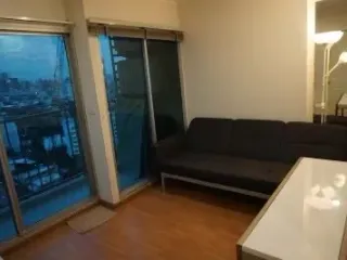 For rent 1 bed condo in Phaya Thai, Bangkok