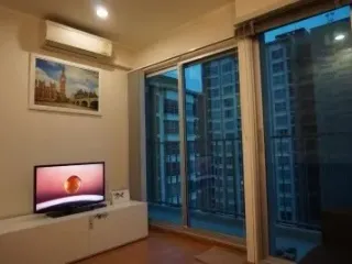 For rent 1 bed condo in Phaya Thai, Bangkok