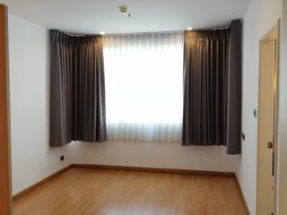 For sale 2 Beds condo in Huai Khwang, Bangkok