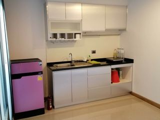 For sale 2 Beds condo in Huai Khwang, Bangkok