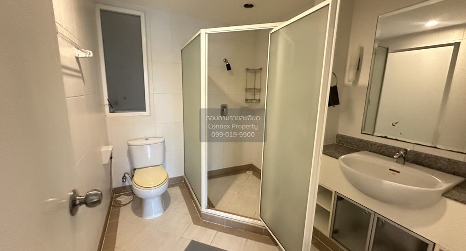 For rent 1 bed condo in Watthana, Bangkok