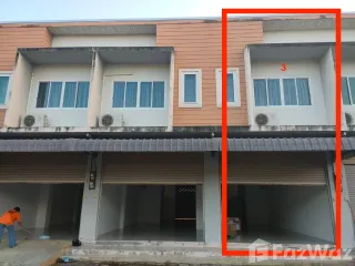 For sale 2 bed retail Space in Doi Saket, Chiang Mai