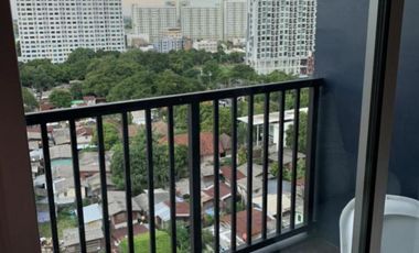 For rent 2 bed condo in Watthana, Bangkok