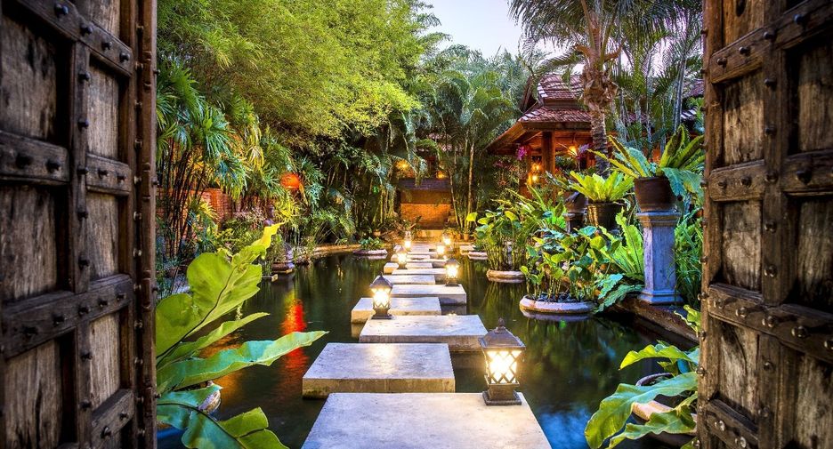 For sale 6 bed villa in Cha Am, Phetchaburi