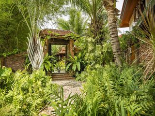 For sale 6 bed villa in Cha Am, Phetchaburi