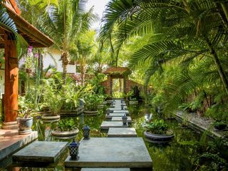 For sale 6 bed villa in Cha Am, Phetchaburi