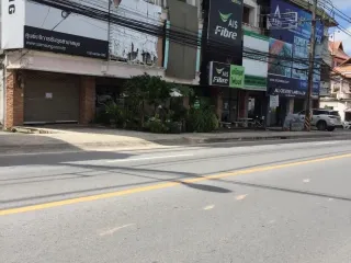 For sale 4 bed townhouse in Ko Samui, Surat Thani