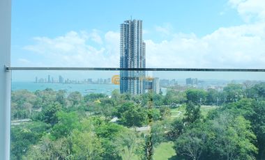 For sale 2 bedrooms condo in Pratumnak, Pattaya
