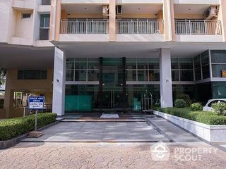 For rent 3 Beds apartment in Bang Na, Bangkok
