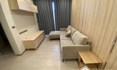 For rent 2 bed condo in Huai Khwang, Bangkok