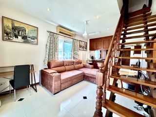 For rent そして for sale 3 Beds condo in Pratumnak, Pattaya